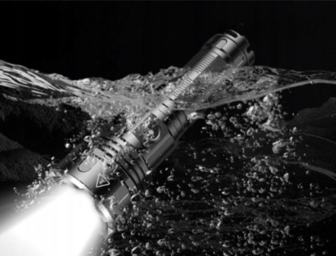 LATARKA SZPERACZ METALOWA BARDZO JASNA MOCNA CREE XHP90 AKUMULATOR USB